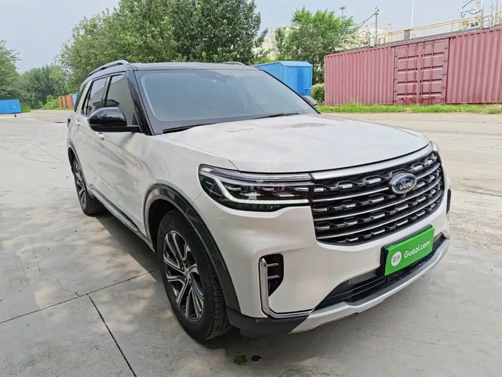 Ford Explorer 2023