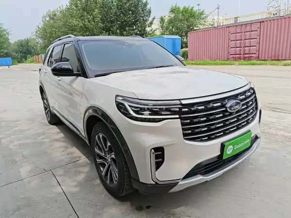 Ford Explorer 2023