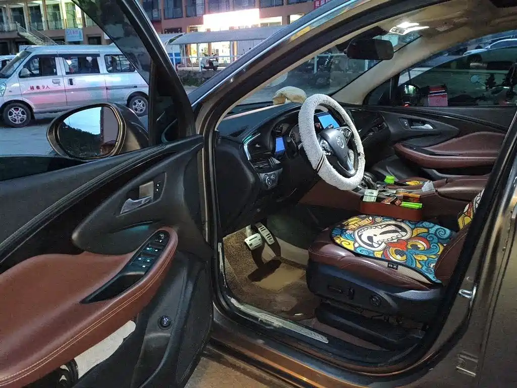 Buick Envision Plus 2017 — фото 14