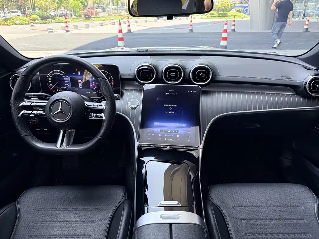 Mercedes-Benz C-Class 2022 — фото 11