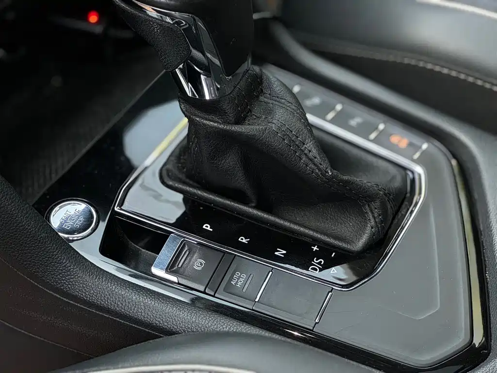 Volkswagen Tiguan L 2019 — фото 10