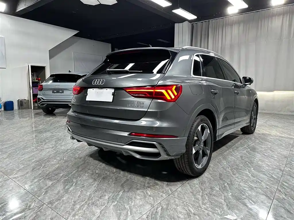Audi Q3 2022