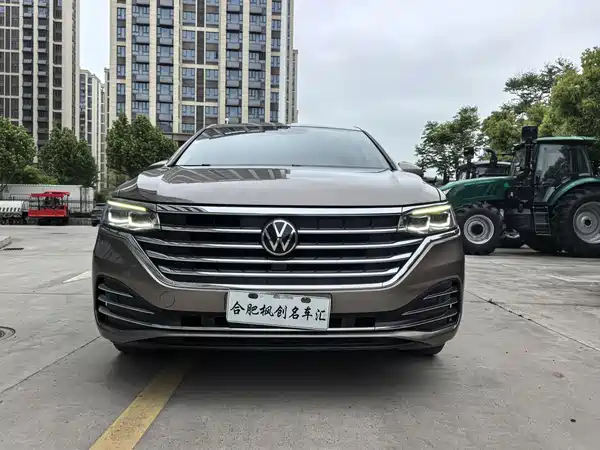 Volkswagen Viloran 2020