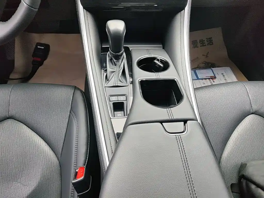 Toyota Avalon 2023 — фото 14