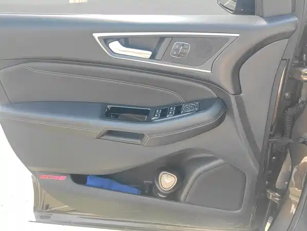 Ford Edge 2016