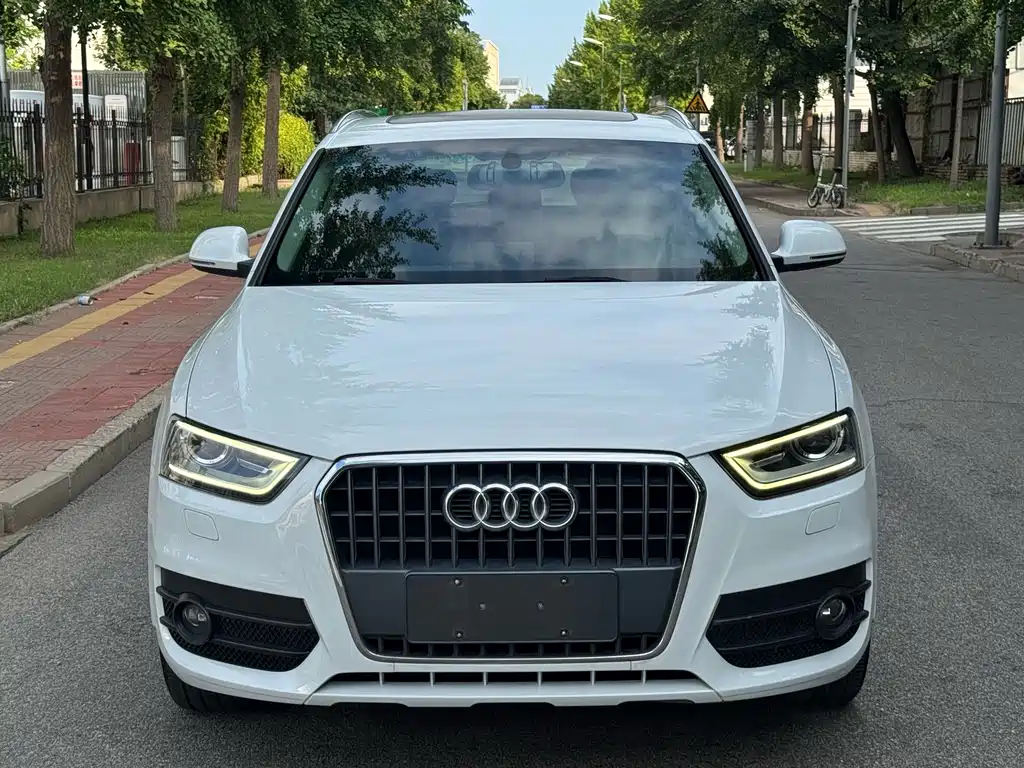 Audi Q3 2014