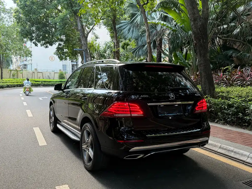 Mercedes-Benz GLE 2016 — фото 23