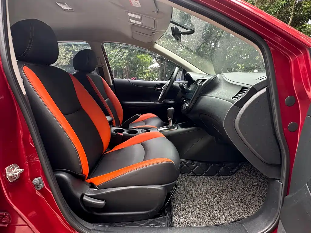 Nissan Tiida 2015 — фото 14
