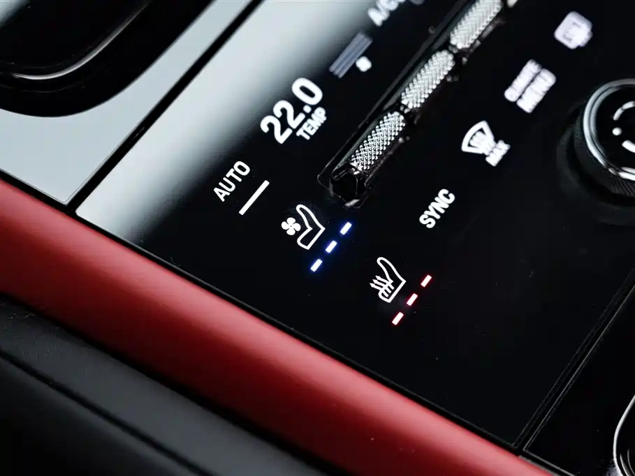 Porsche Cayenne 2024 — фото 26