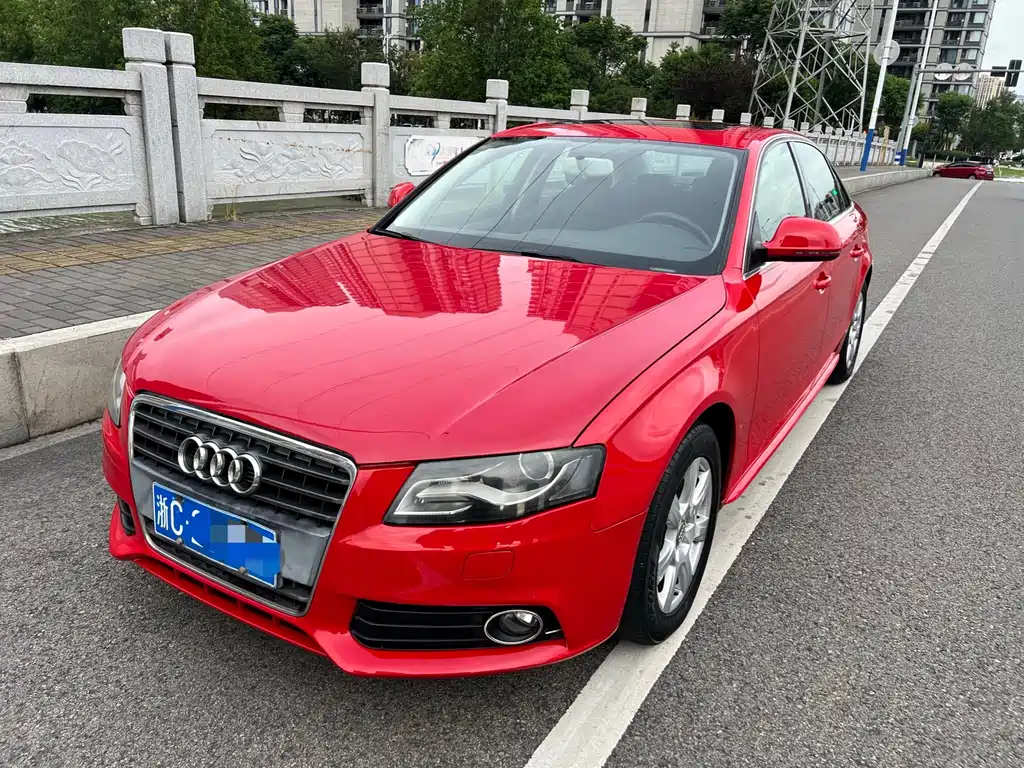 Audi A4L 2011