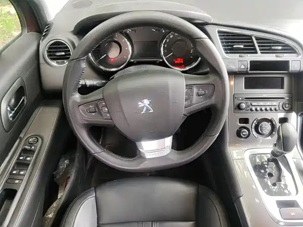 Peugeot 3008 2016