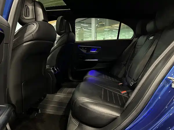 Mercedes-Benz C-Class 2021