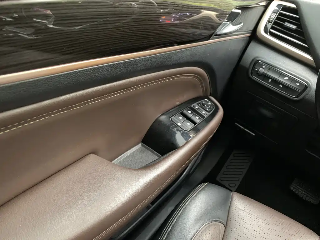 GAC Motor Trumpchi GS5 2018 — фото 16