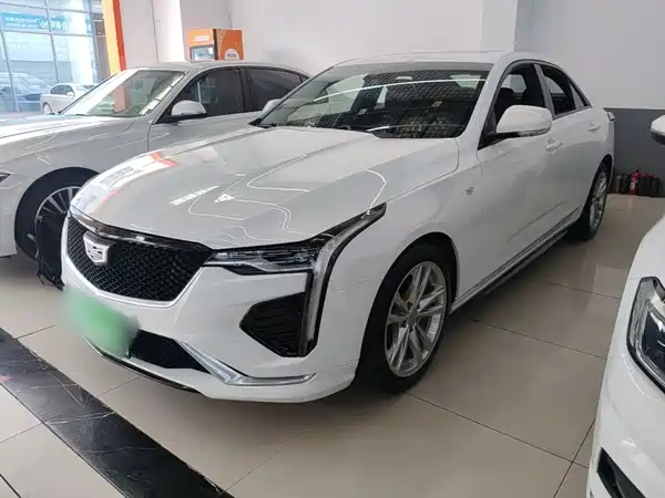Cadillac CT4 2021