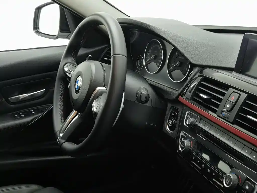 BMW 3 Series 2014 — фото 22