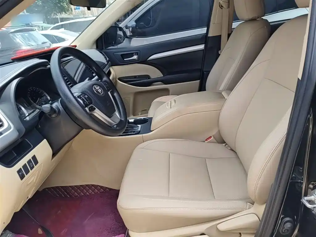 Toyota Highlander 2020 — фото 15