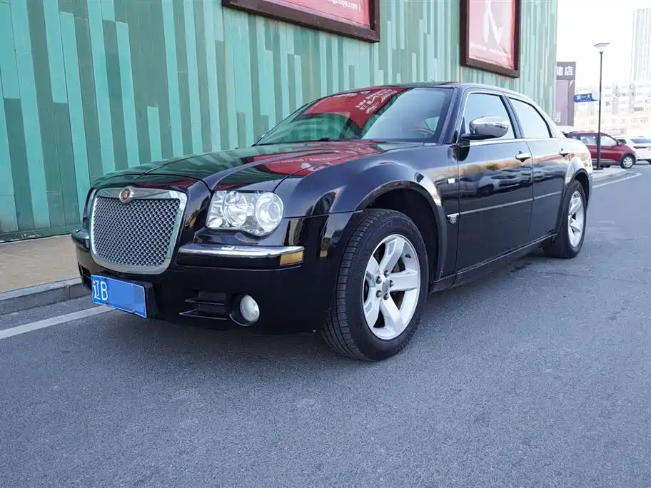 Chrysler 300C 2006 — фото 1