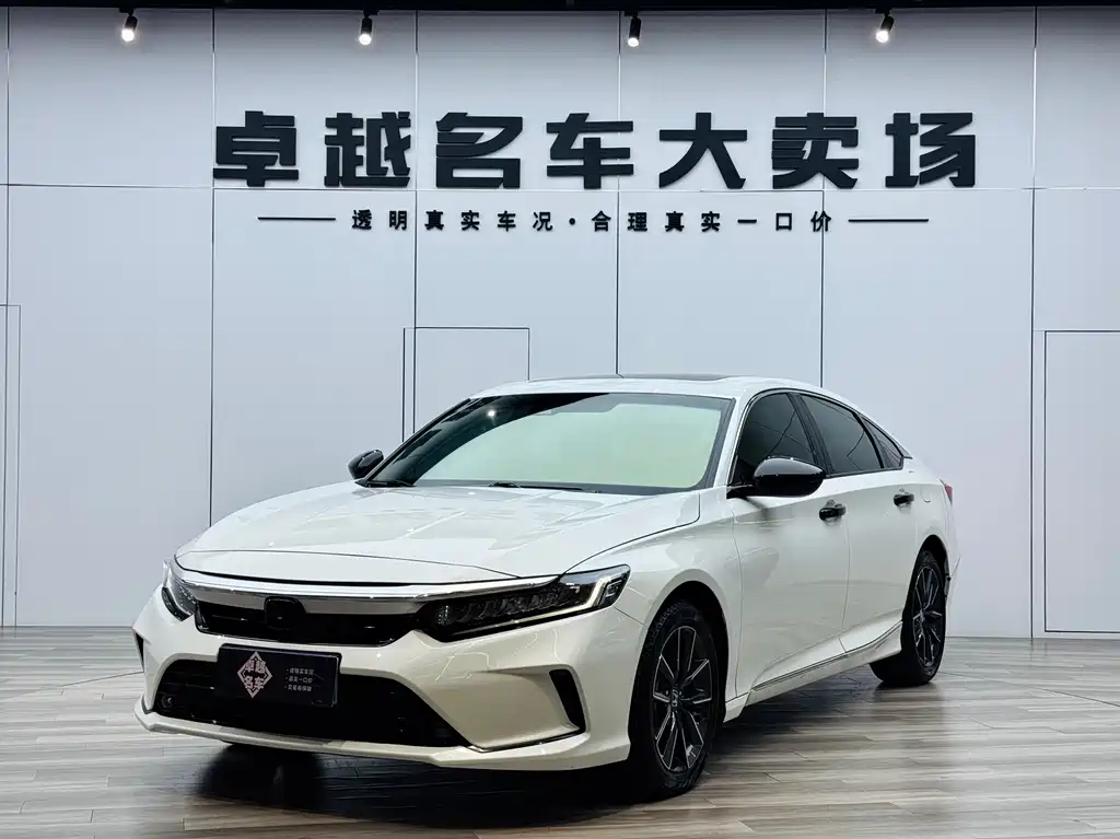 Honda Inspire 2023 — фото 1