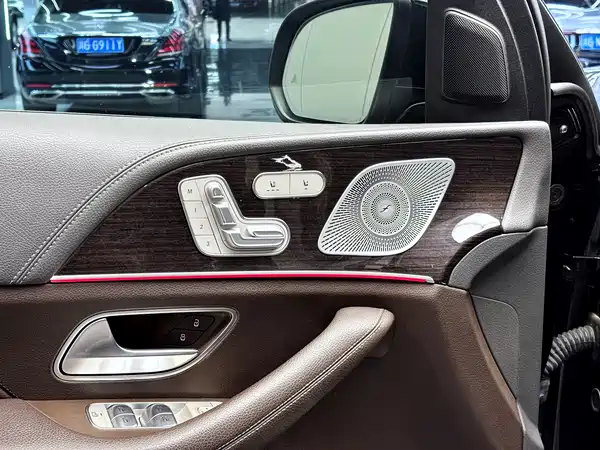 Mercedes-Benz GLS 2020