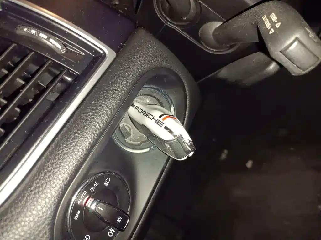 Porsche Macan 2018 — фото 9