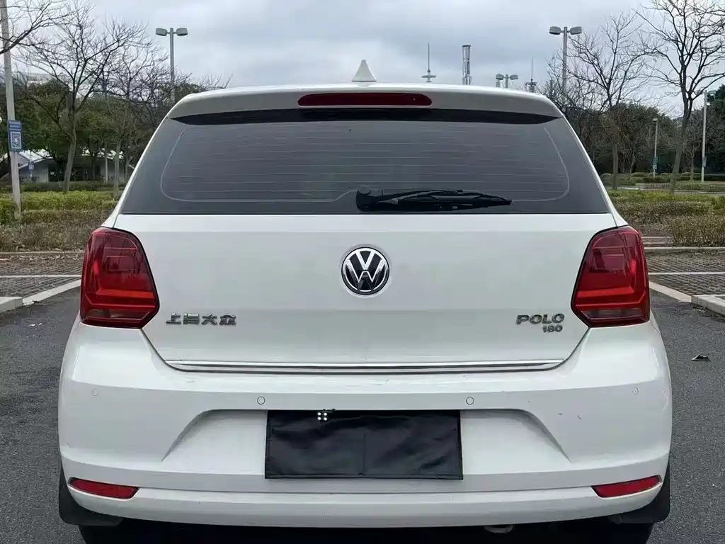 Volkswagen Polo 2016