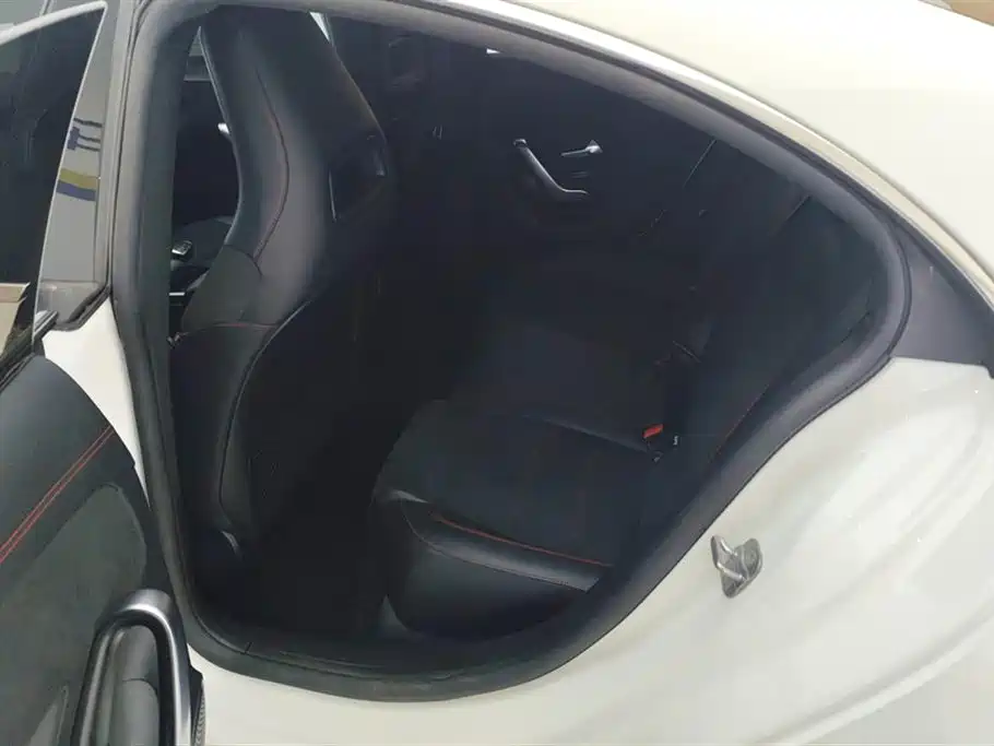 Mercedes-Benz CLA 2023 — фото 11