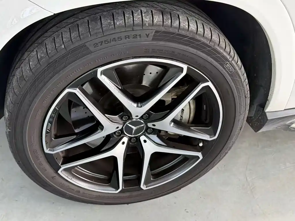 Mercedes-Benz GLE AMG 2020 — фото 10