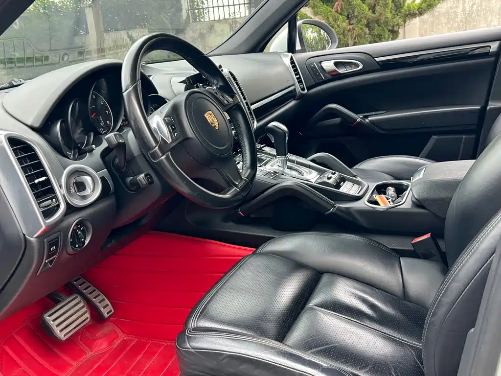 Porsche Cayenne 2013