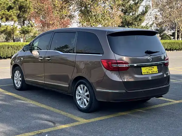 Buick GL8 2018
