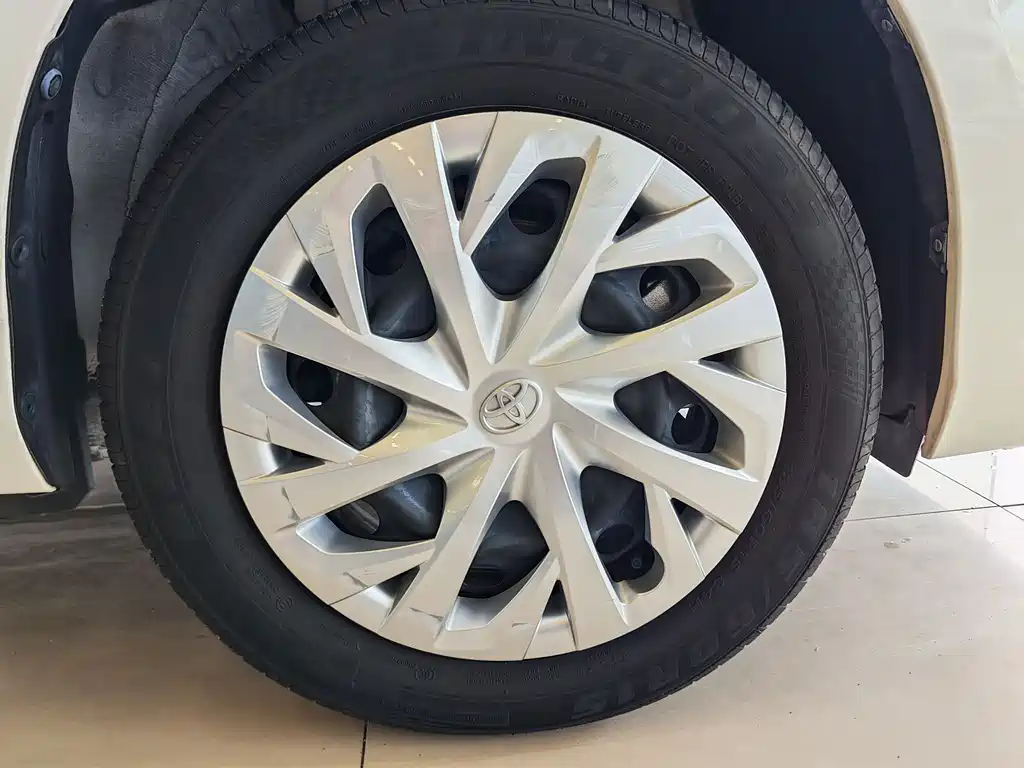 Toyota Vios FS 2022 — фото 15