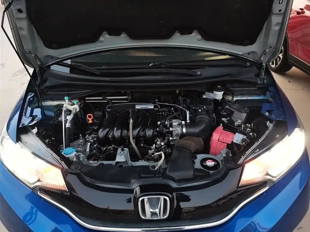 Honda Fit 2018 — фото 20
