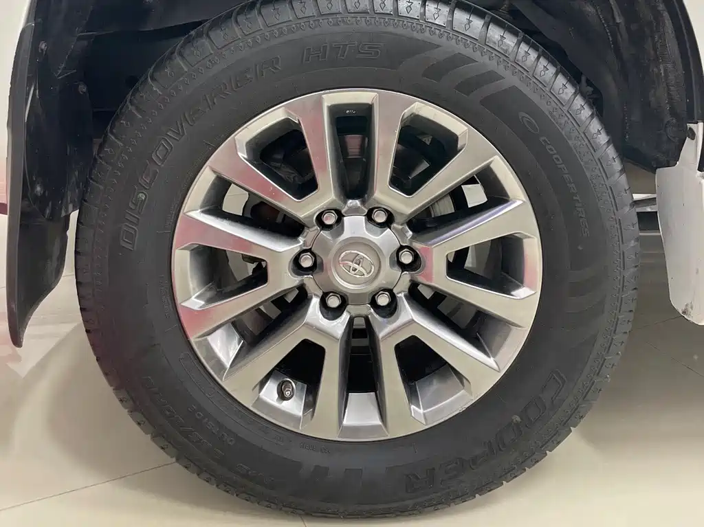 Toyota Prado 2018 — фото 10