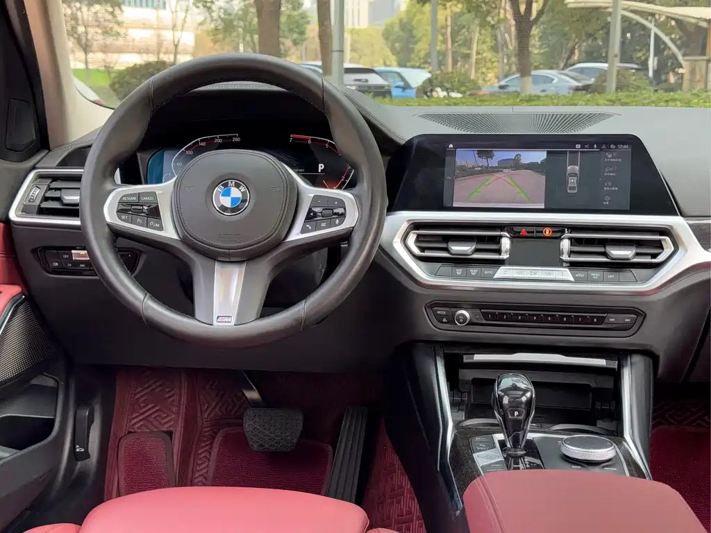 BMW 3 Series 2021 — фото 11