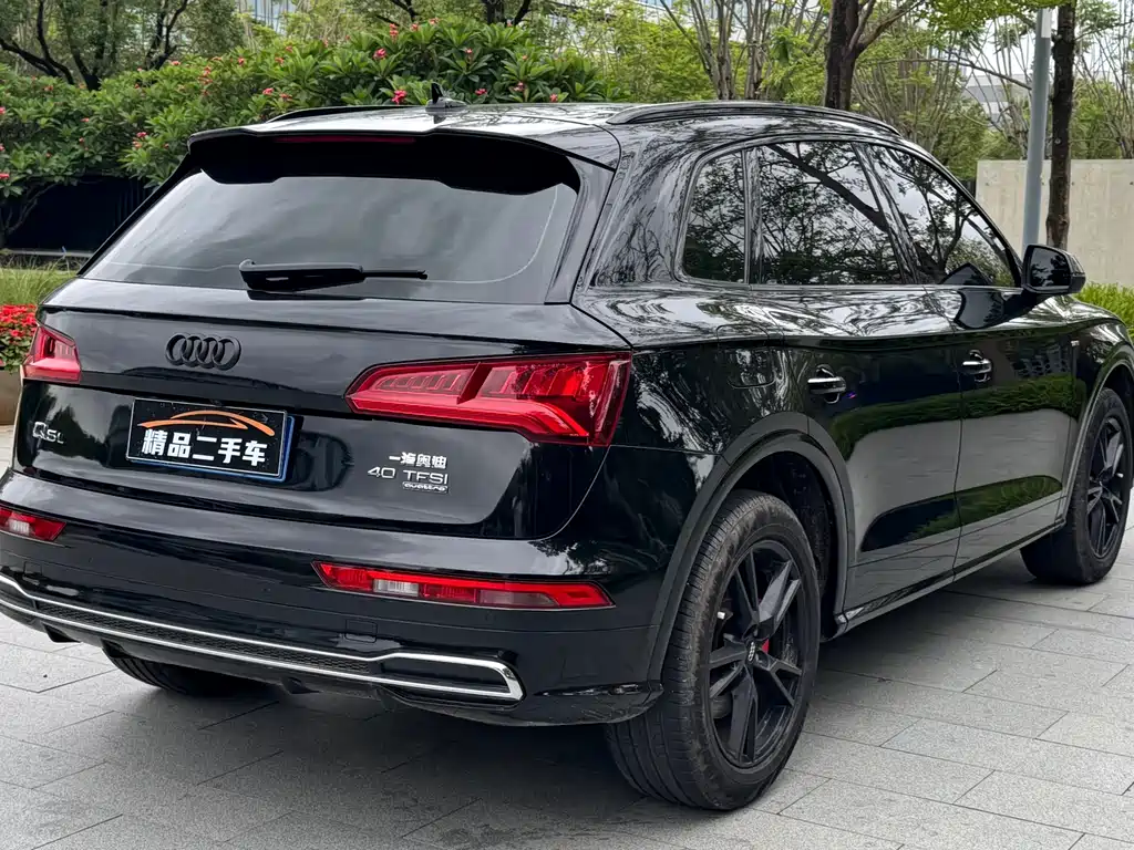 Audi Q5L 2020 — фото 22