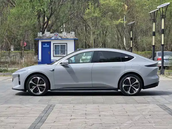 NIO ET5 2025