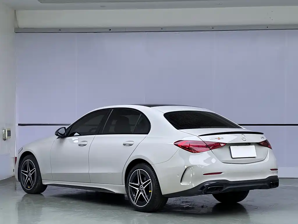 Mercedes-Benz C-Class 2022