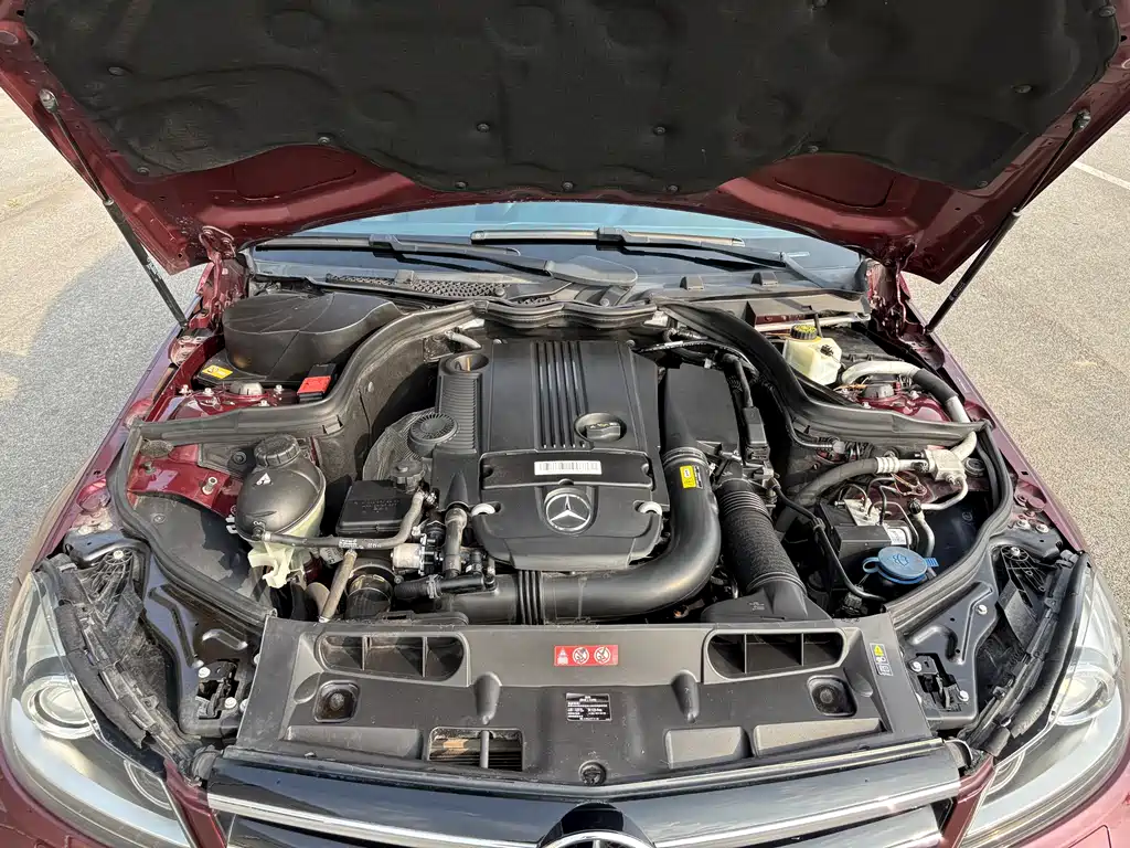 Mercedes-Benz C-Class 2014 — фото 17