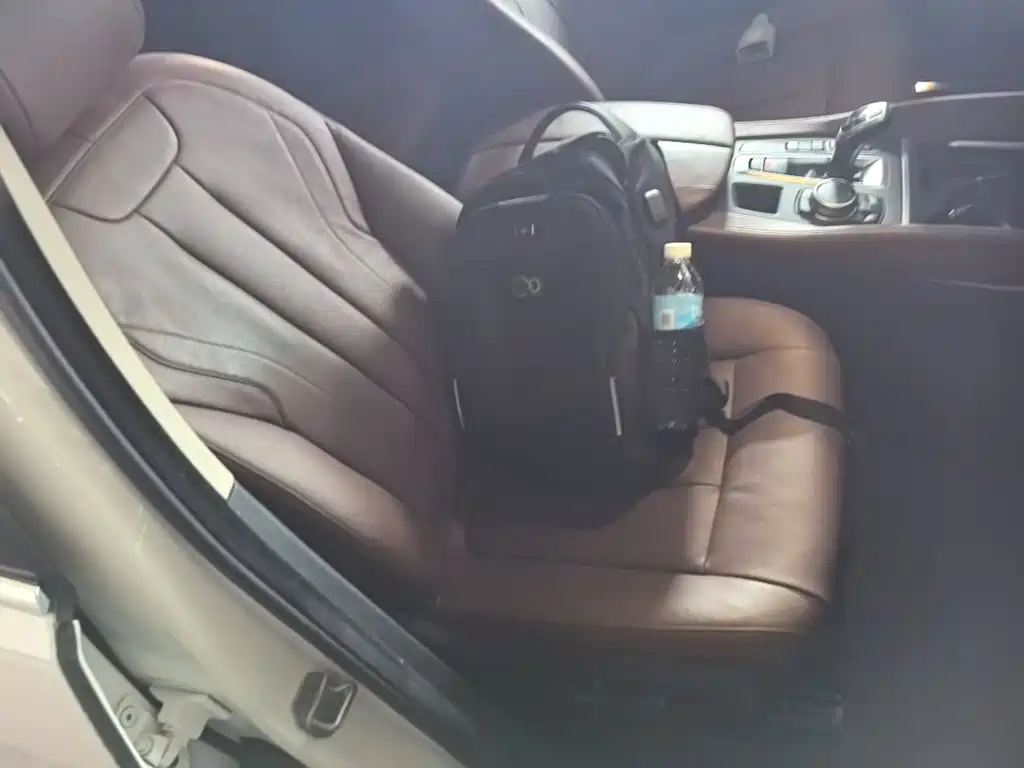 BMW X6 2015 — фото 25