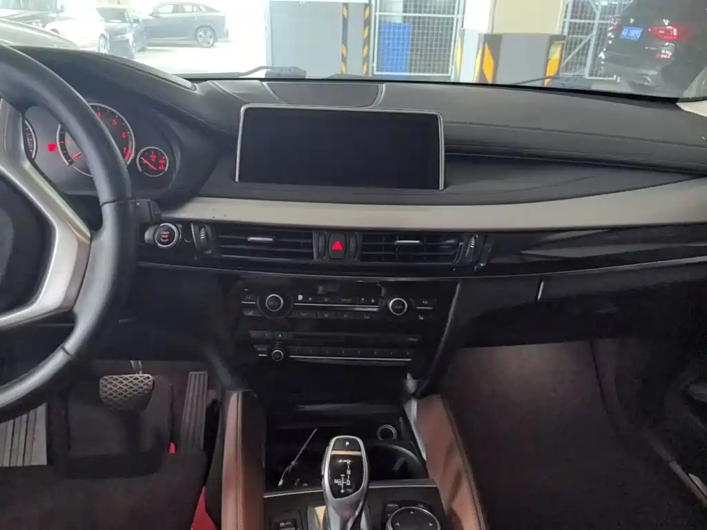 BMW X6 2015 — фото 13