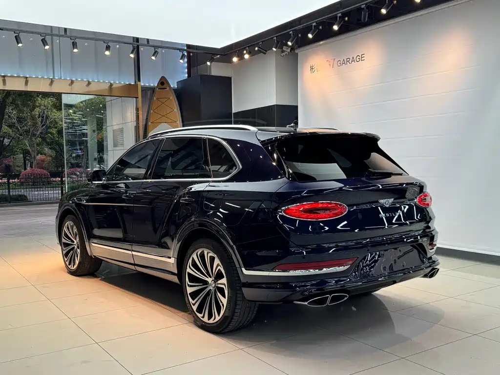 Bentley Bentayga PHEV 2021 — фото 5