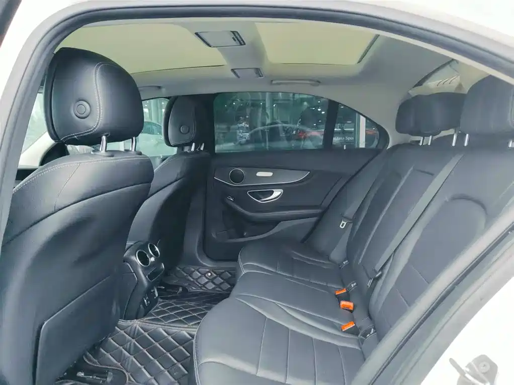 Mercedes-Benz C-Class 2020 — фото 14