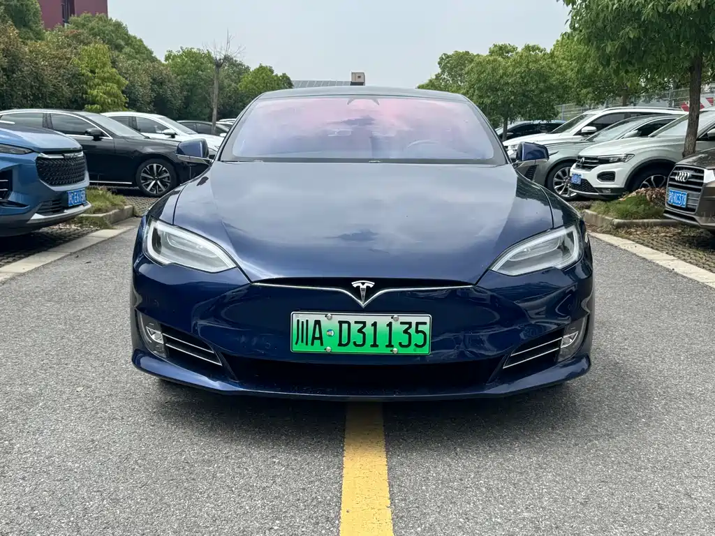 Tesla Model S 2018 — фото 2