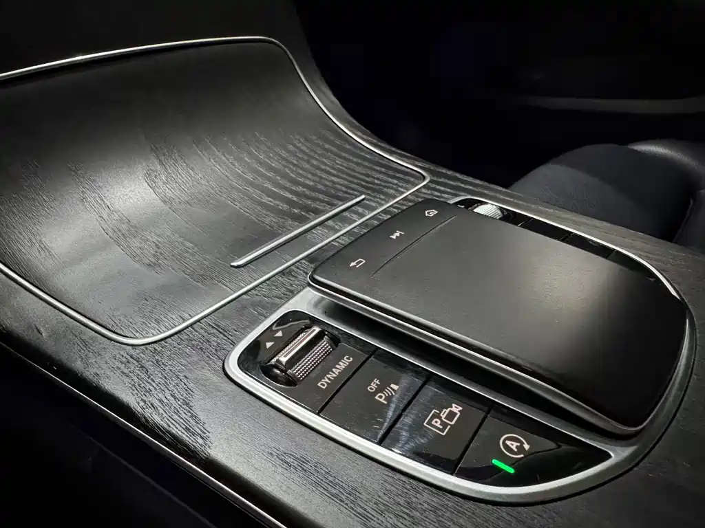 Mercedes-Benz C-Class 2021 — фото 19