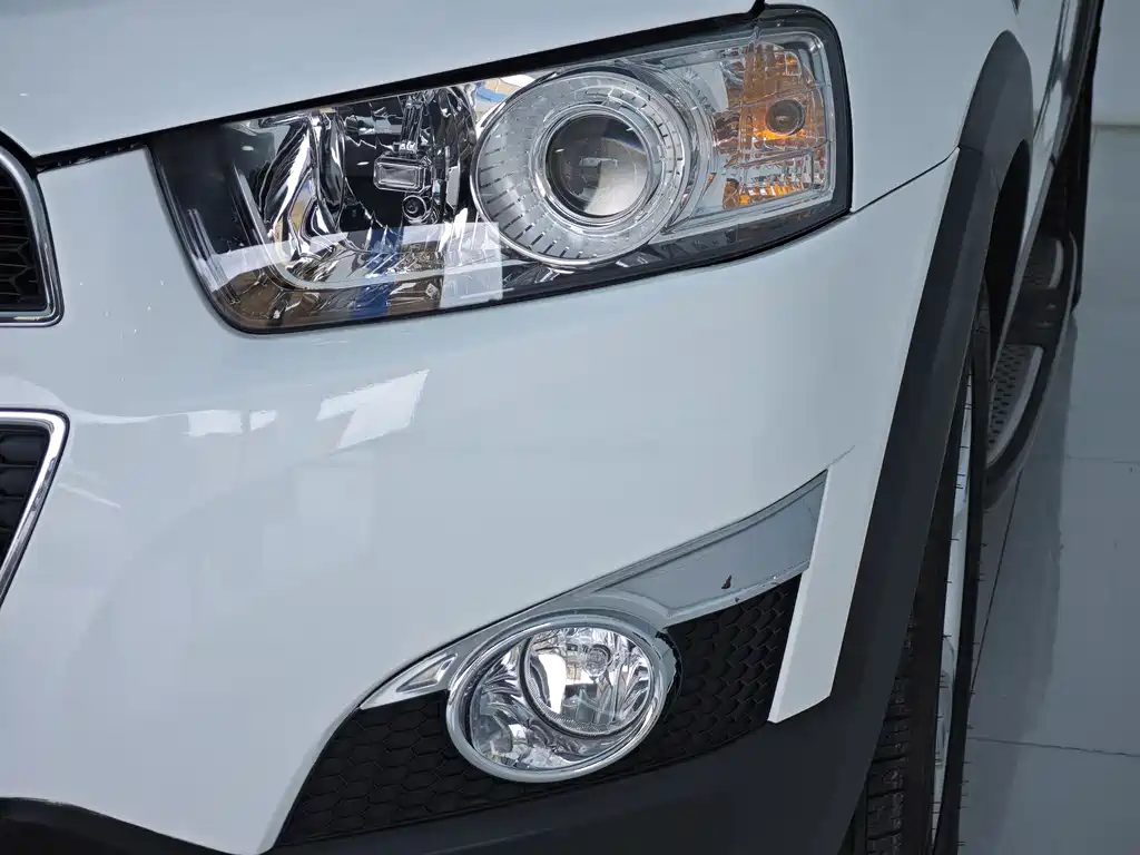 Chevrolet Captiva 2013 — фото 12