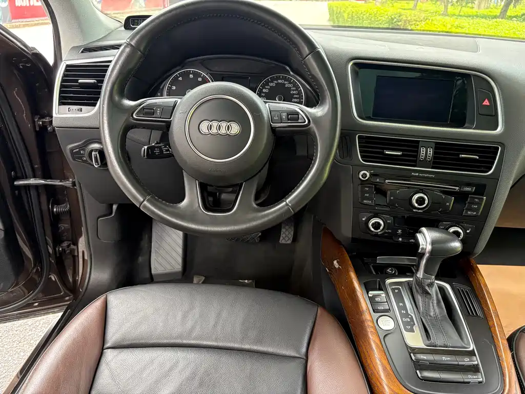 Audi Q5 2018 — фото 15