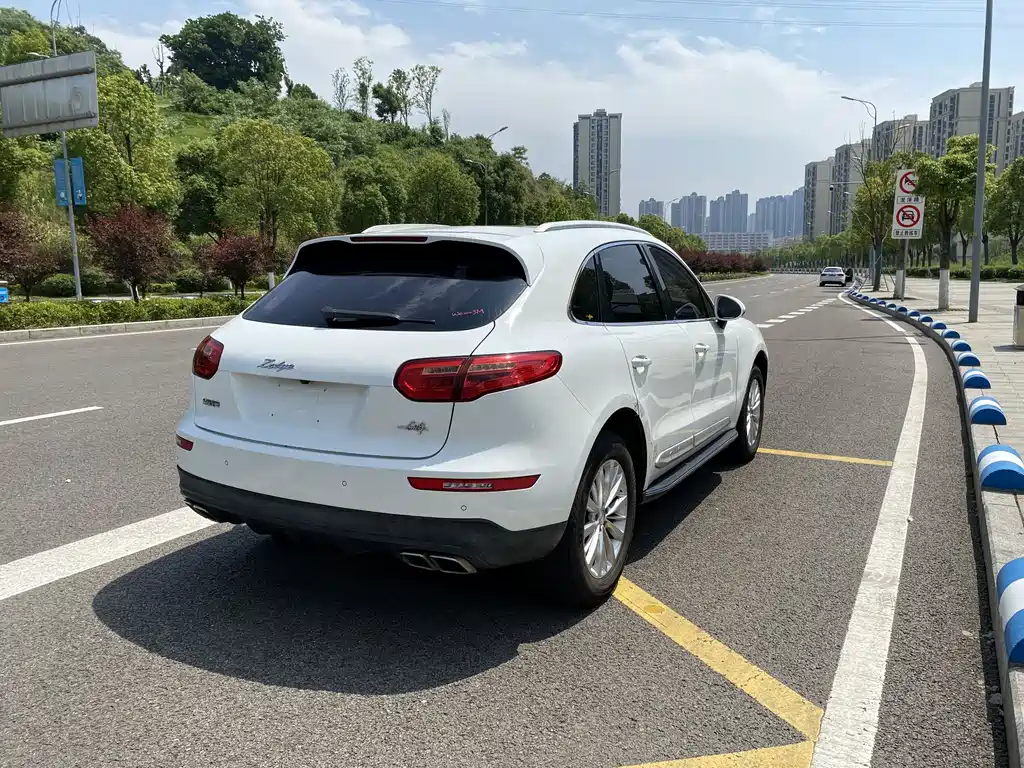 Zotye SR9 2017 — фото 5