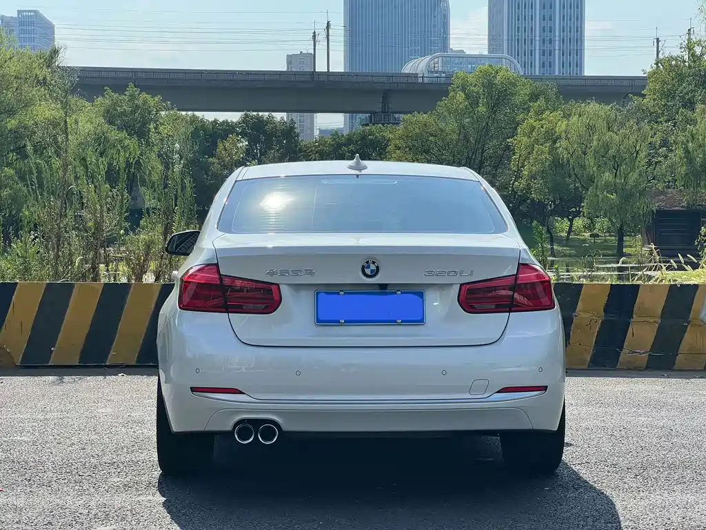 BMW 3 Series 2018