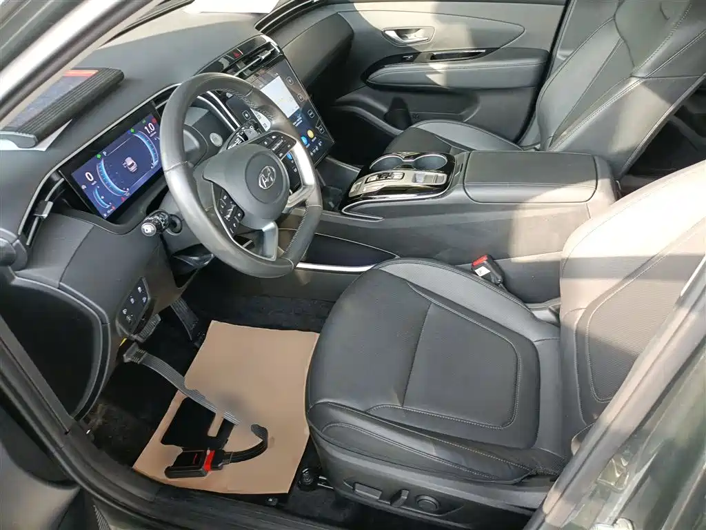 Hyundai Tucson 2023 — фото 15