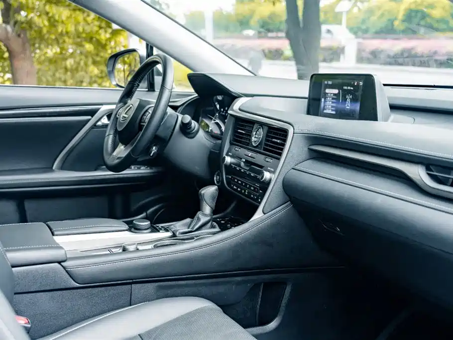 Lexus RX 2016 — фото 17
