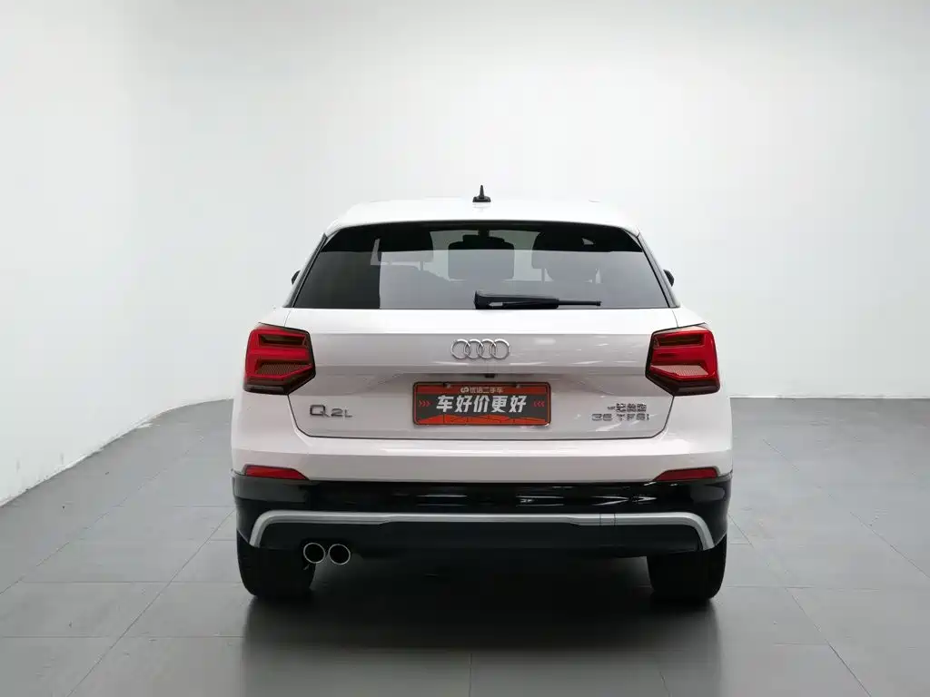 Audi Q2L 2020 — фото 4
